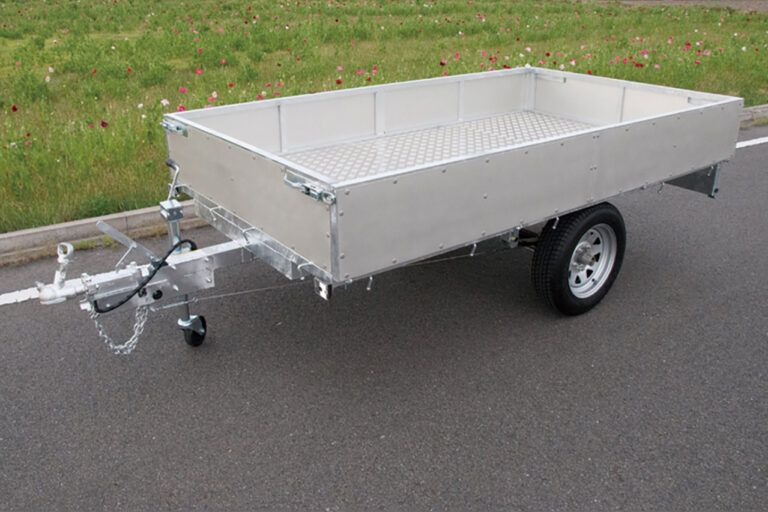 軽カーゴトレーラーの販売、けん引免許不要、普通免許でOK、価格とスペックカラー、シルバー